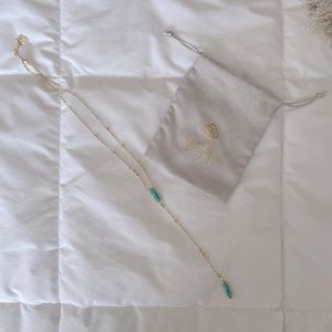 Kendra Scott turquoise vein and gold necklace